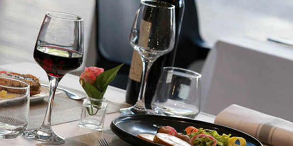 Le 2 juin : restaurants, bars, cafés vous attendent ! (® SAAM fabrice Chort) Le 2 juin : restaurants, bars, cafés vous attendent ! (® SAAM fabrice Chort)